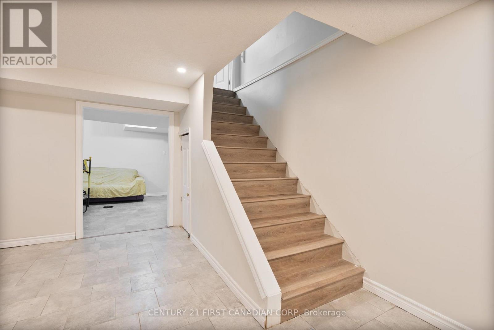345 Banbury Crescent, London South, Ontario  N5Z 4V1 - Photo 17 - X13640216