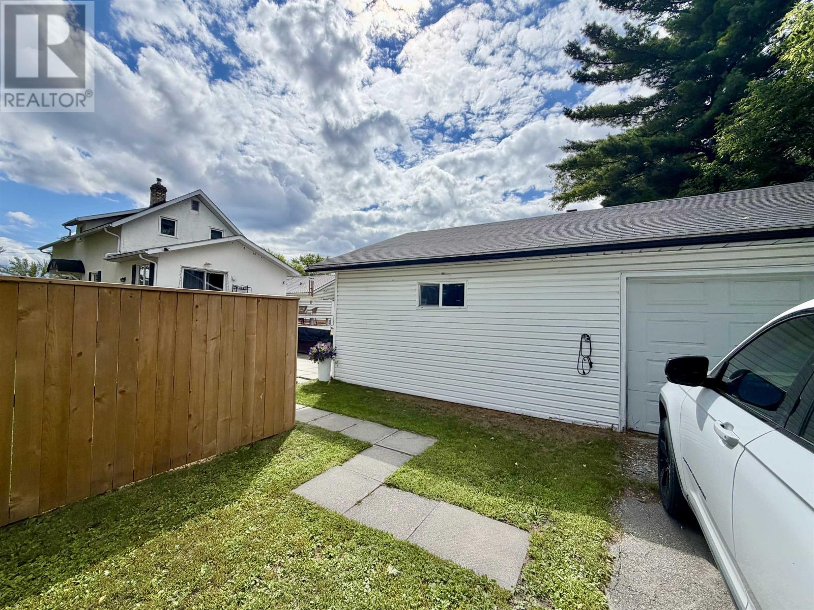 301 Butler Ave, Fort Frances, Ontario  P9A 2N8 - Photo 27 - TB2602242