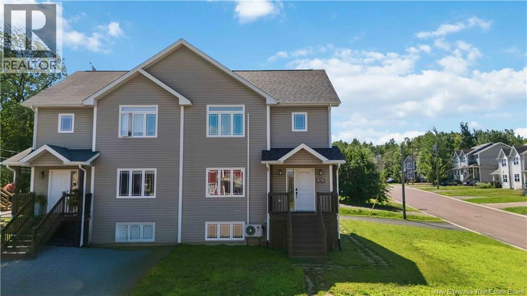 65 Belle-Foret, Dieppe, New Brunswick  E1A 8Y2 - Photo 3 - NB145325