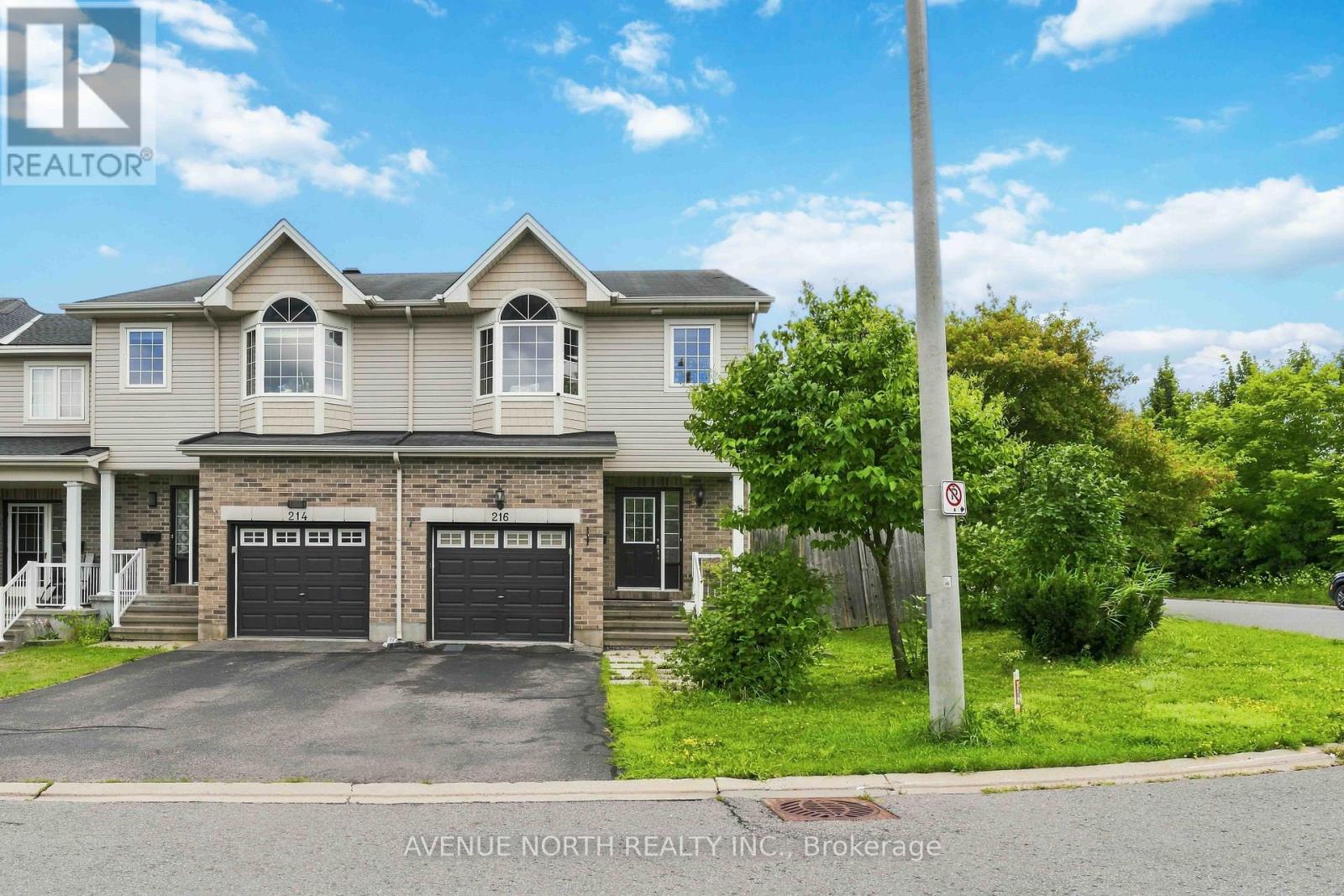 216 Cityview Crescent, Ottawa, Ontario  K4A 0T9 - Photo 2 - X13640132