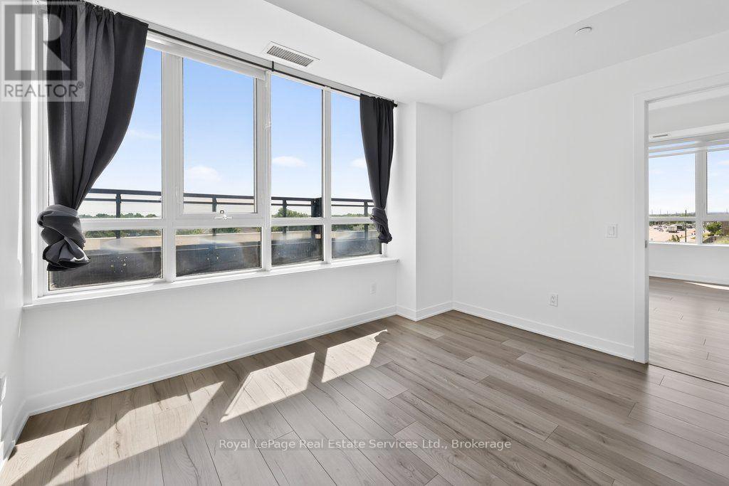 332 - 405 Dundas Street W, Oakville, Ontario  L6M 4M2 - Photo 22 - W13640158
