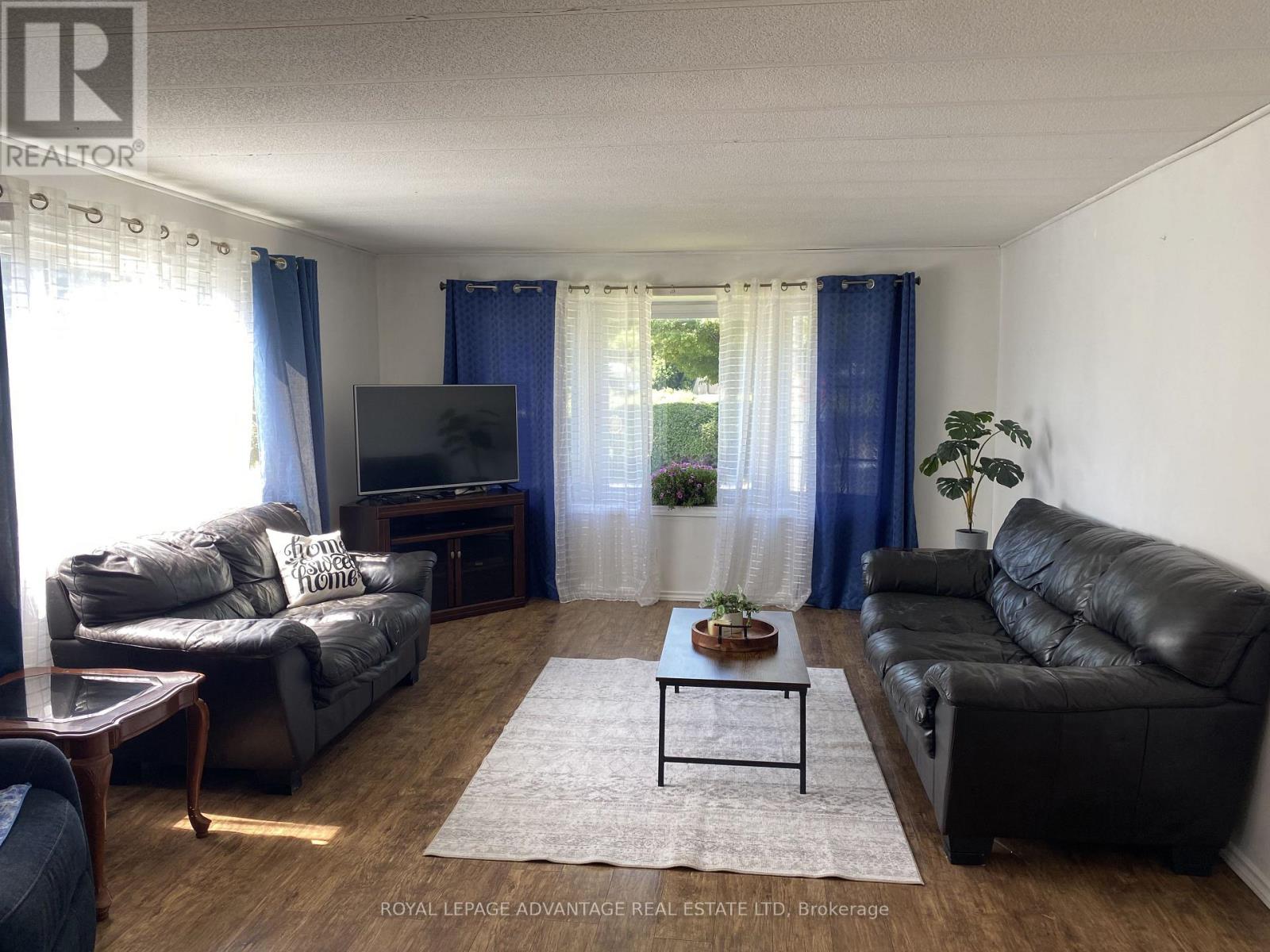 4 Kavanagh Drive, Rideau Lakes, Ontario  K7A 4S5 - Photo 2 - X12816852