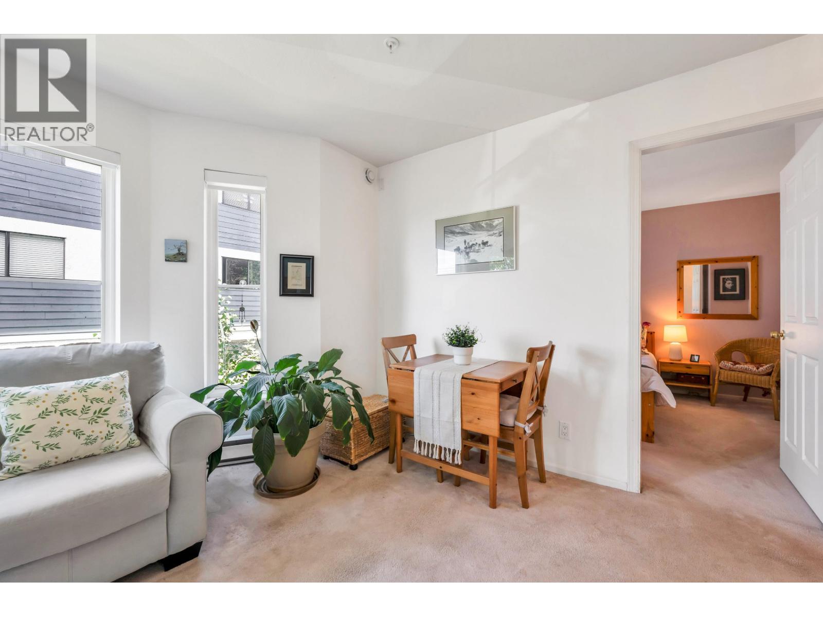 206 245 St. Davids Avenue, North Vancouver, British Columbia V7L 3N9 - Photo 5 - R3152724