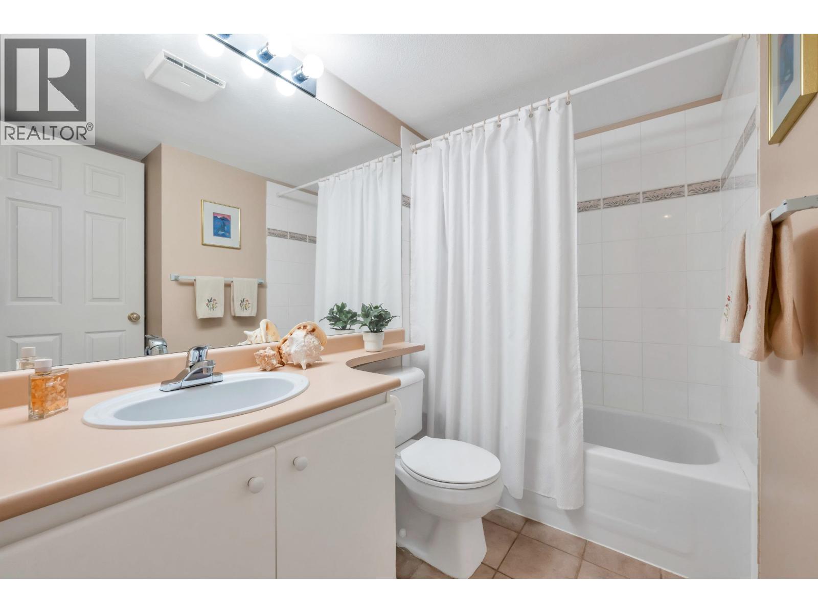 206 245 St. Davids Avenue, North Vancouver, British Columbia V7L 3N9 - Photo 19 - R3152724