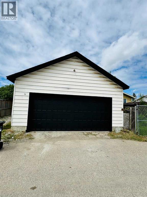 72 Faldale Close NE, Calgary, Alberta  T3J 1V9 - Photo 37 - A2320216