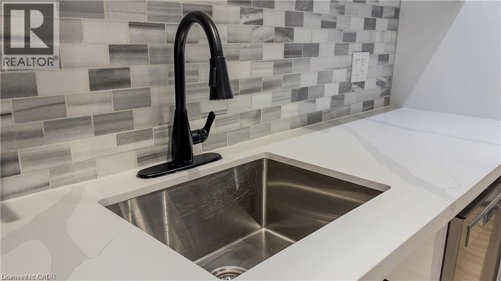 410 Hazel Street Unit# 101, Waterloo, Ontario  N2L 3P8 - Photo 4 - 40853409
