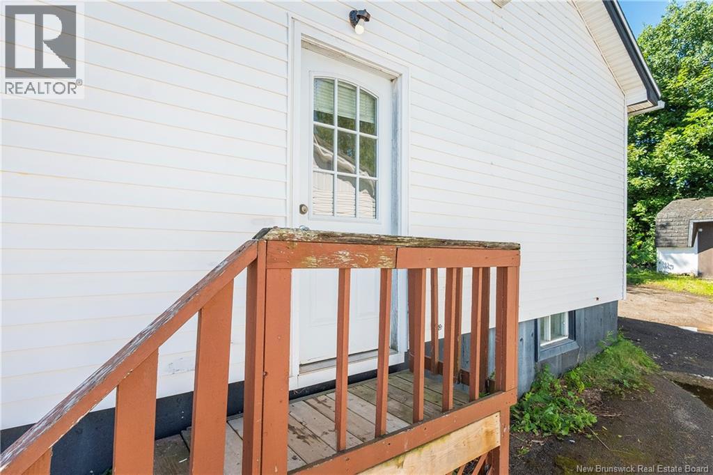 194 Jones Street, Moncton, New Brunswick  E1C 6K3 - Photo 6 - NB145258