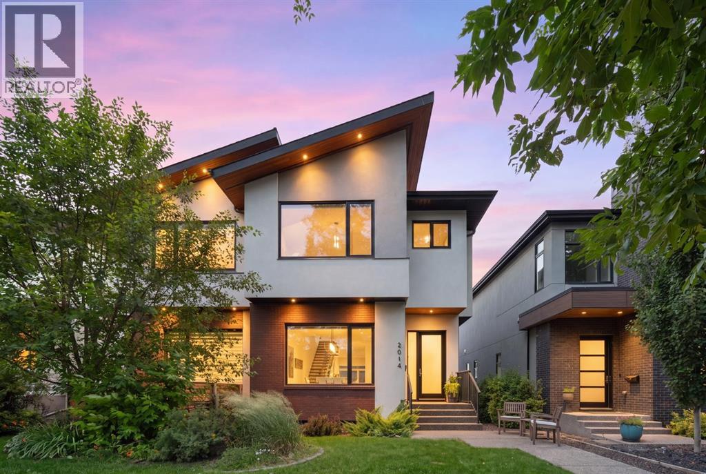 2014 48 Avenue SW, Calgary, Alberta