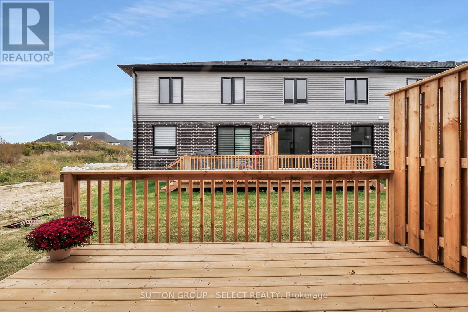 203 - 175 Doan Drive, Middlesex Centre, Ontario  N0L 2R0 - Photo 23 - X12828248