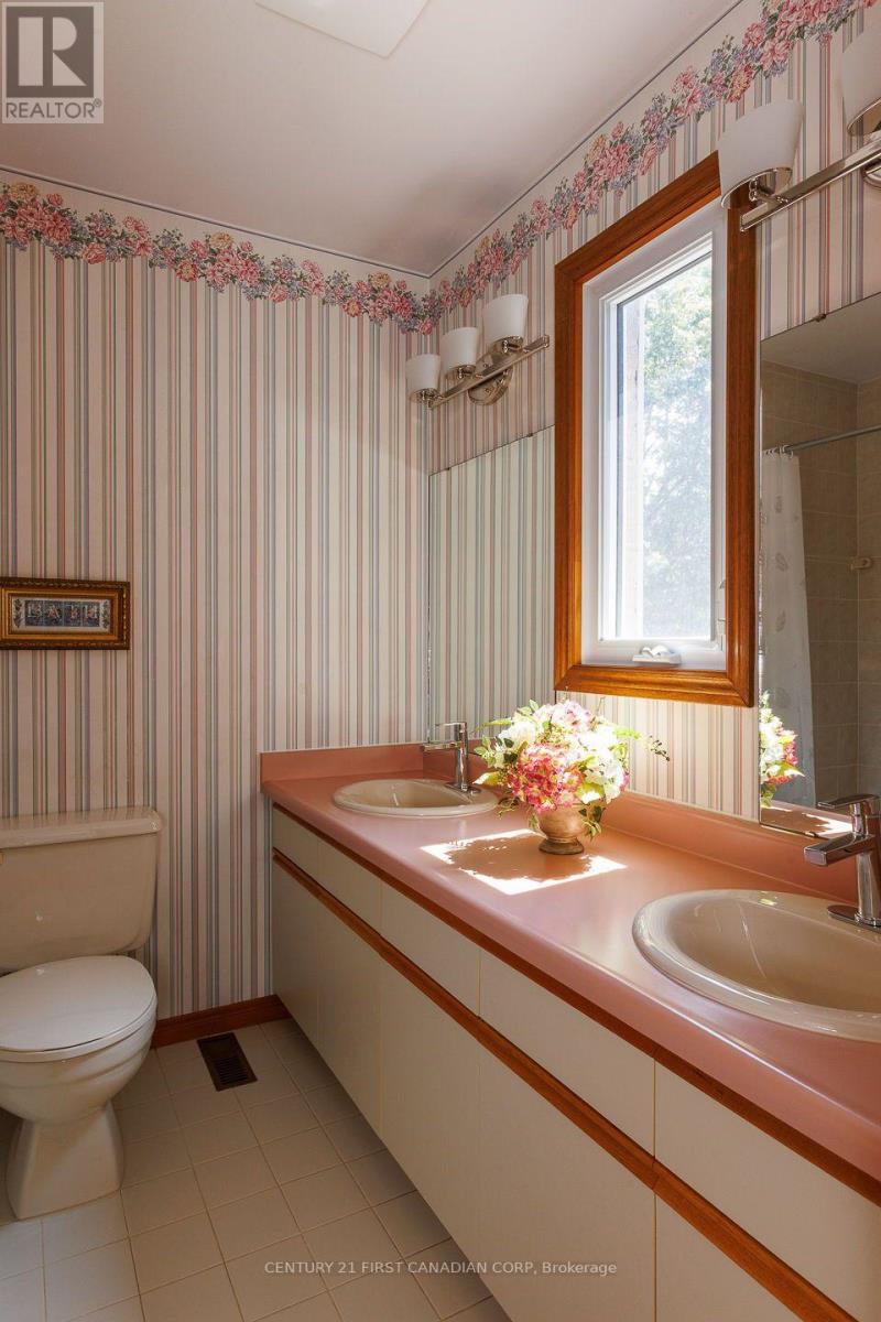 255 Deveron Crescent, London South, Ontario  N5Z 4N2 - Photo 27 - X13638370
