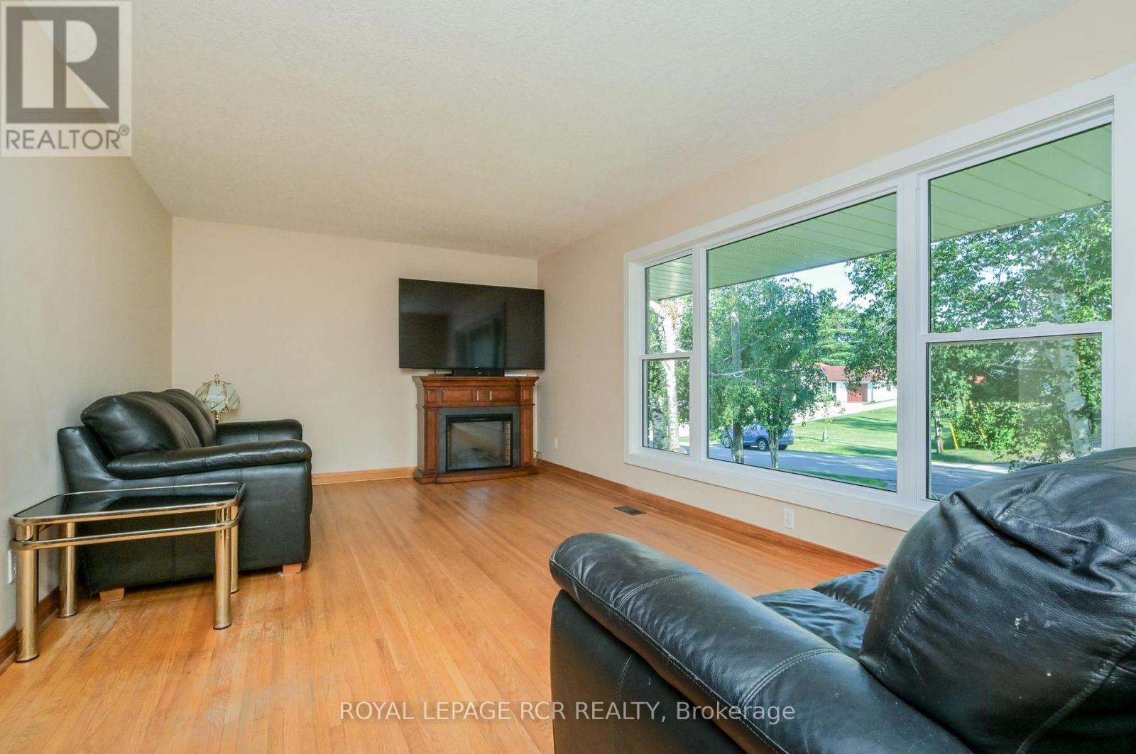 18 Doner Street, New Tecumseth, Ontario  L9R 1M6 - Photo 6 - N13640168