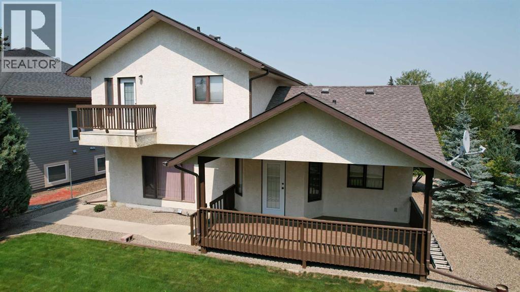 241 Fairway Drive, Coaldale, Alberta  T1M 1M9 - Photo 2 - A2333946