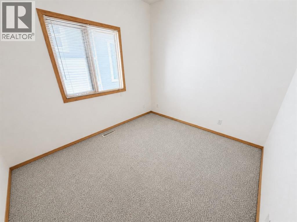 241 Fairway Drive, Coaldale, Alberta  T1M 1M9 - Photo 18 - A2333946