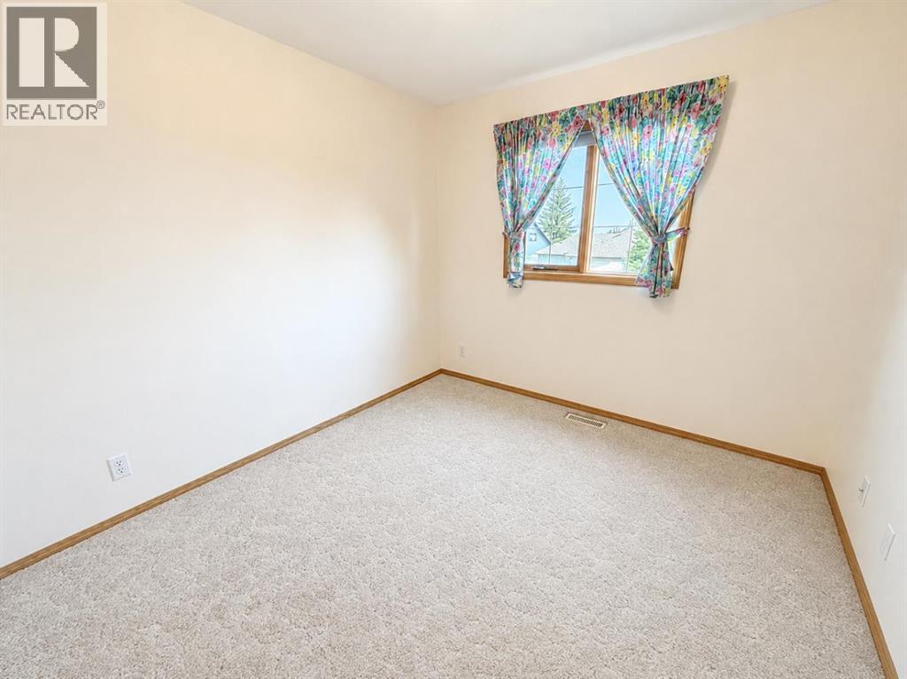 241 Fairway Drive, Coaldale, Alberta  T1M 1M9 - Photo 25 - A2333946