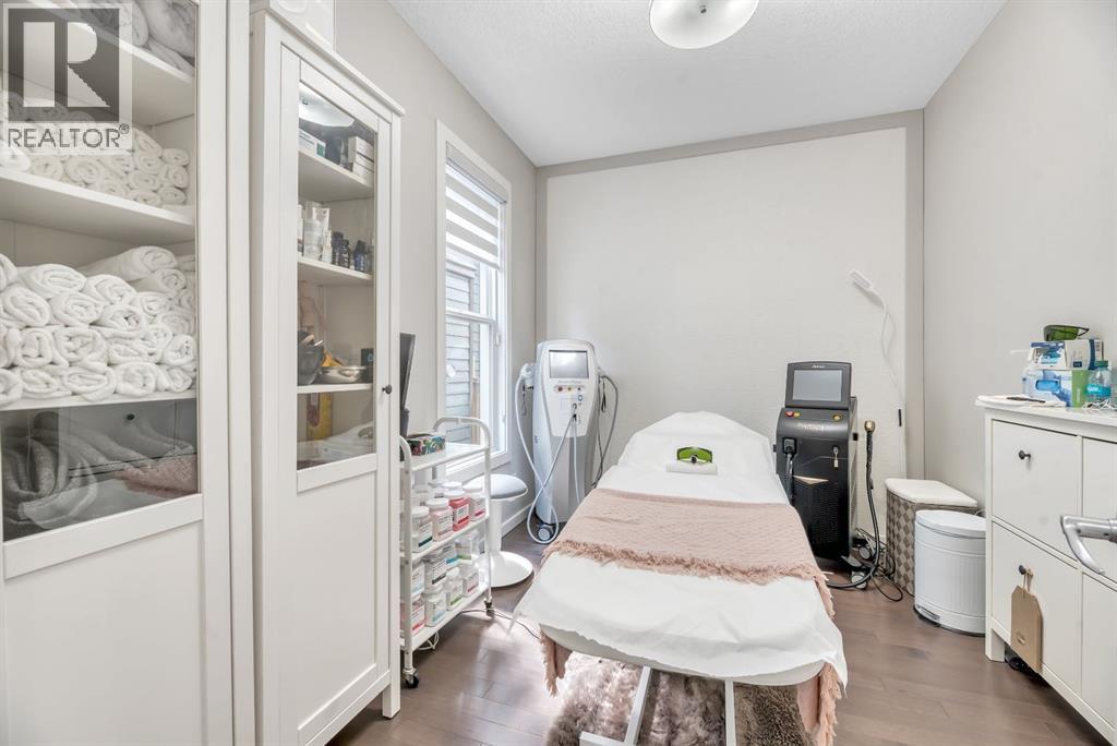 31 Mahogany Way SE, Calgary, Alberta  T3M 1N4 - Photo 14 - A2321351