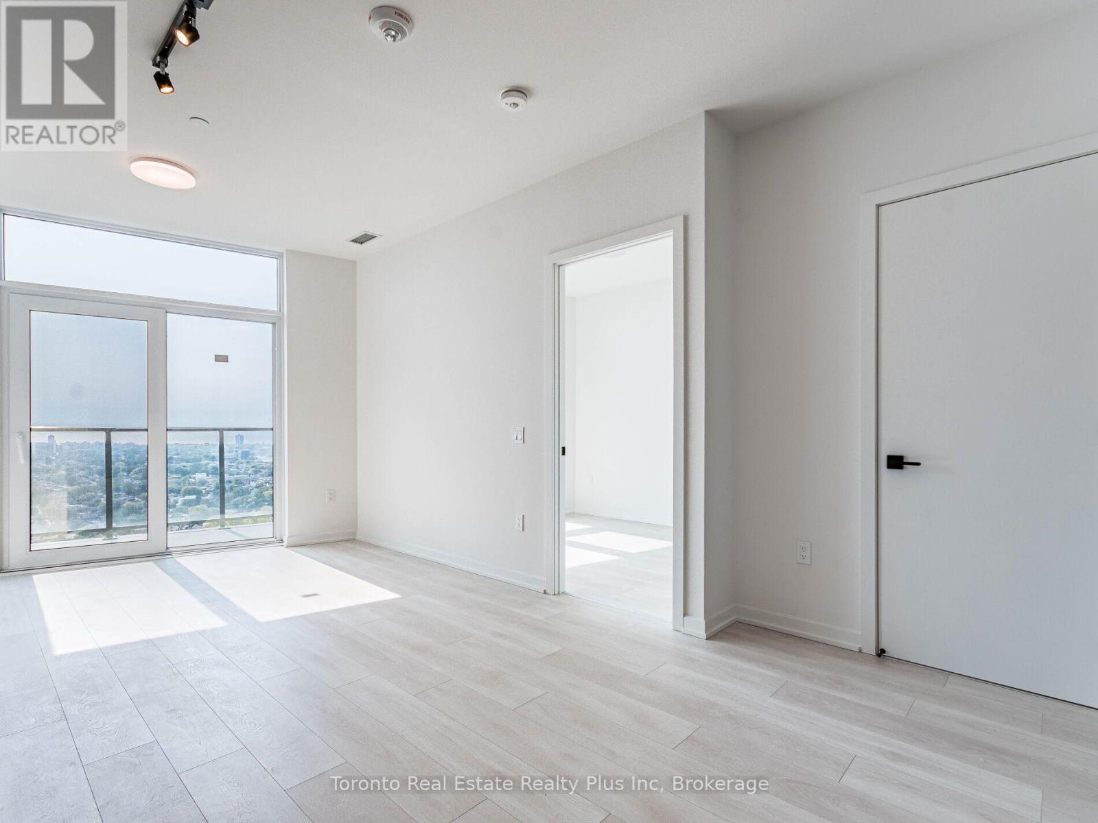 2411 - 10 Graphophone Grove, Toronto, Ontario  M6H 0E5 - Photo 10 - W13640078