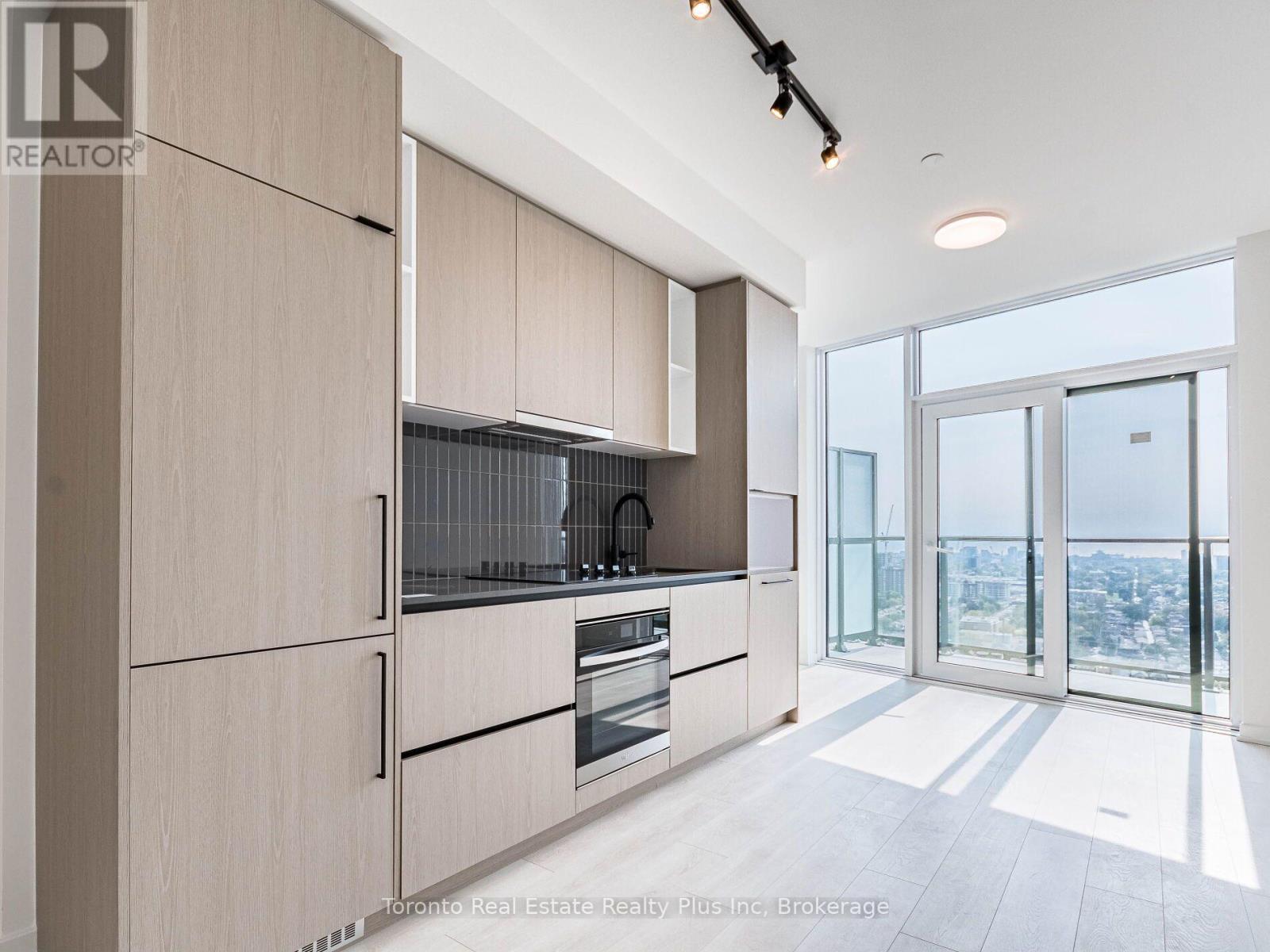 2411 - 10 Graphophone Grove, Toronto, Ontario  M6H 0E5 - Photo 14 - W13640078