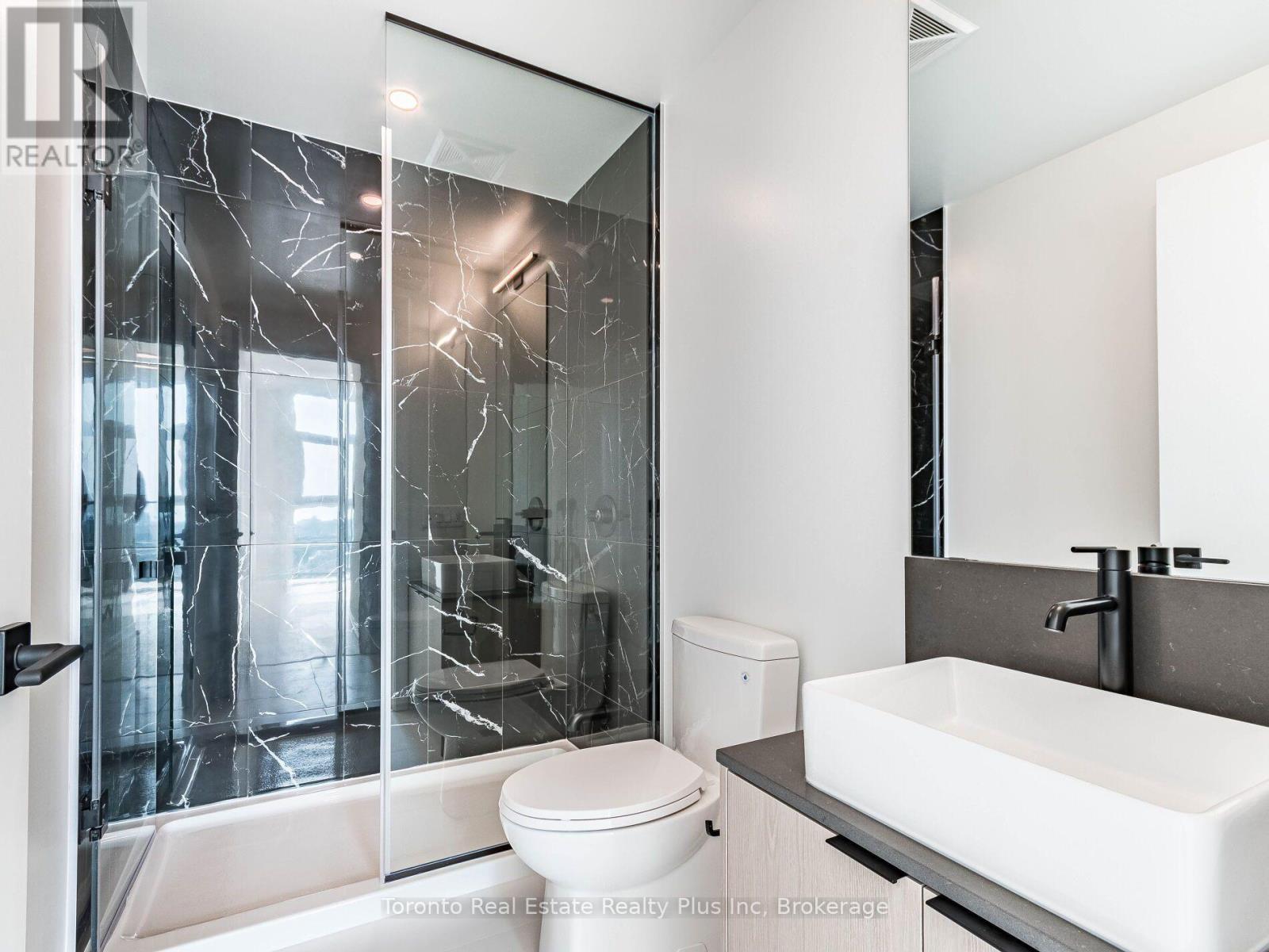 2411 - 10 Graphophone Grove, Toronto, Ontario  M6H 0E5 - Photo 18 - W13640078