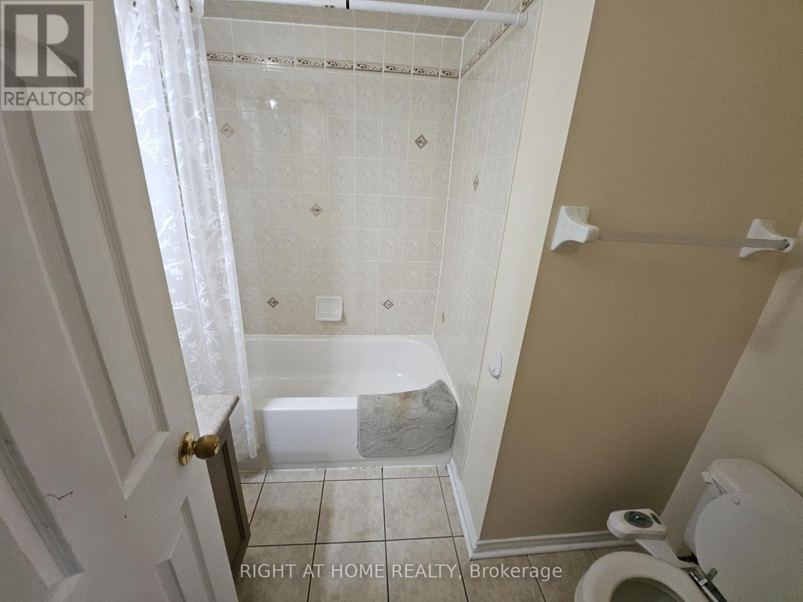 44 - 7155 Magistrate Terrace, Mississauga, Ontario  L5W 1Y8 - Photo 12 - W13640090