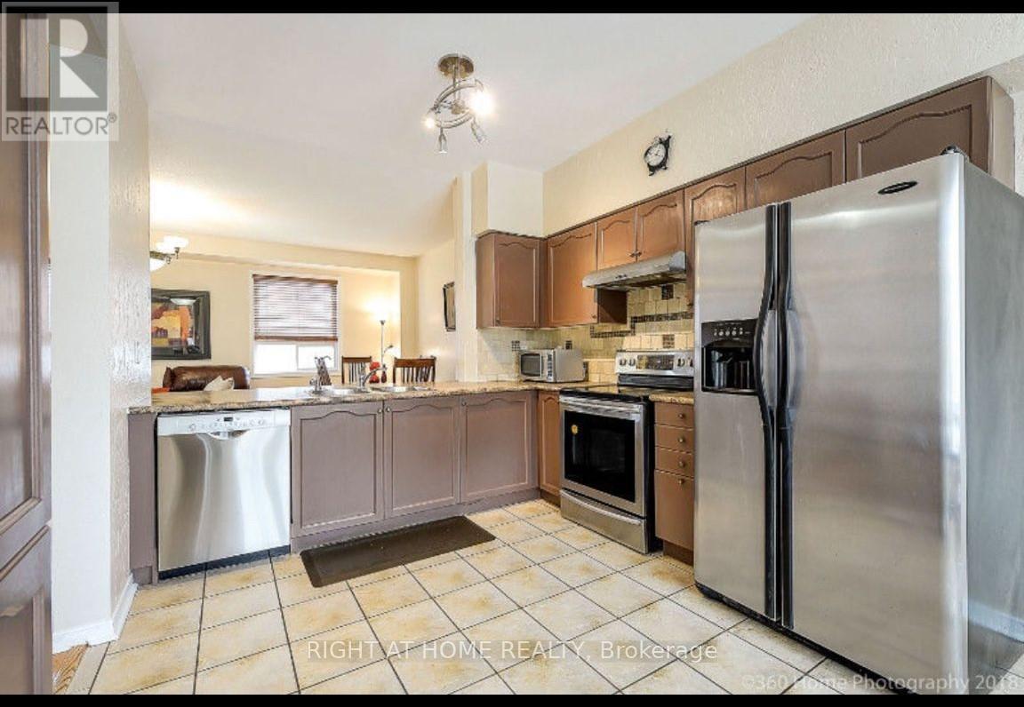44 - 7155 Magistrate Terrace, Mississauga, Ontario  L5W 1Y8 - Photo 6 - W13640090