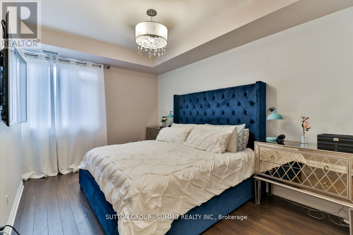 124 - 128 Garden Drive, Oakville, Ontario  L6K 2W5 - Photo 13 - W13640104