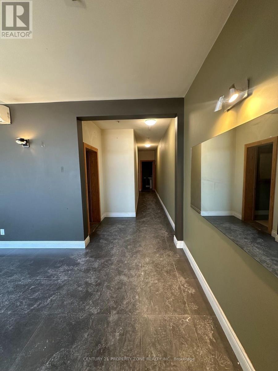 54 - 173 Advance Boulevard, Brampton, Ontario  L6T 4Z7 - Photo 6 - W13640170