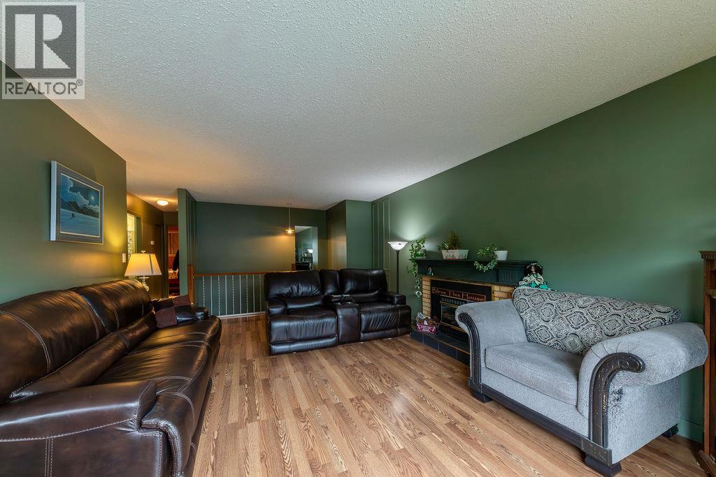1278 Monashee Court, Kamloops, British Columbia  V2C 6B4 - Photo 5 - 10388947