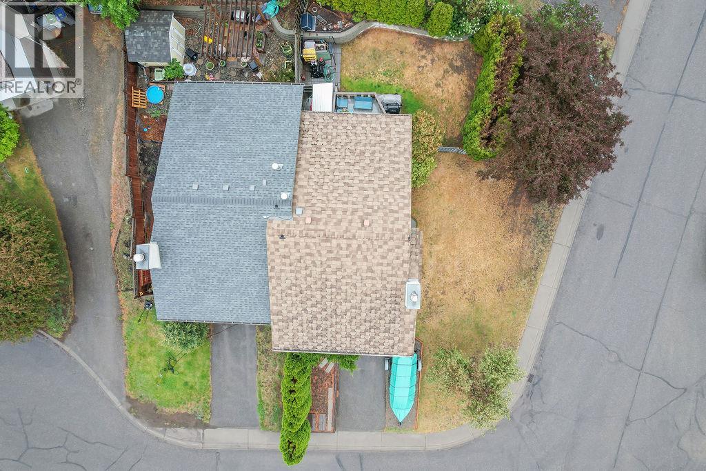 1278 Monashee Court, Kamloops, British Columbia  V2C 6B4 - Photo 2 - 10388947
