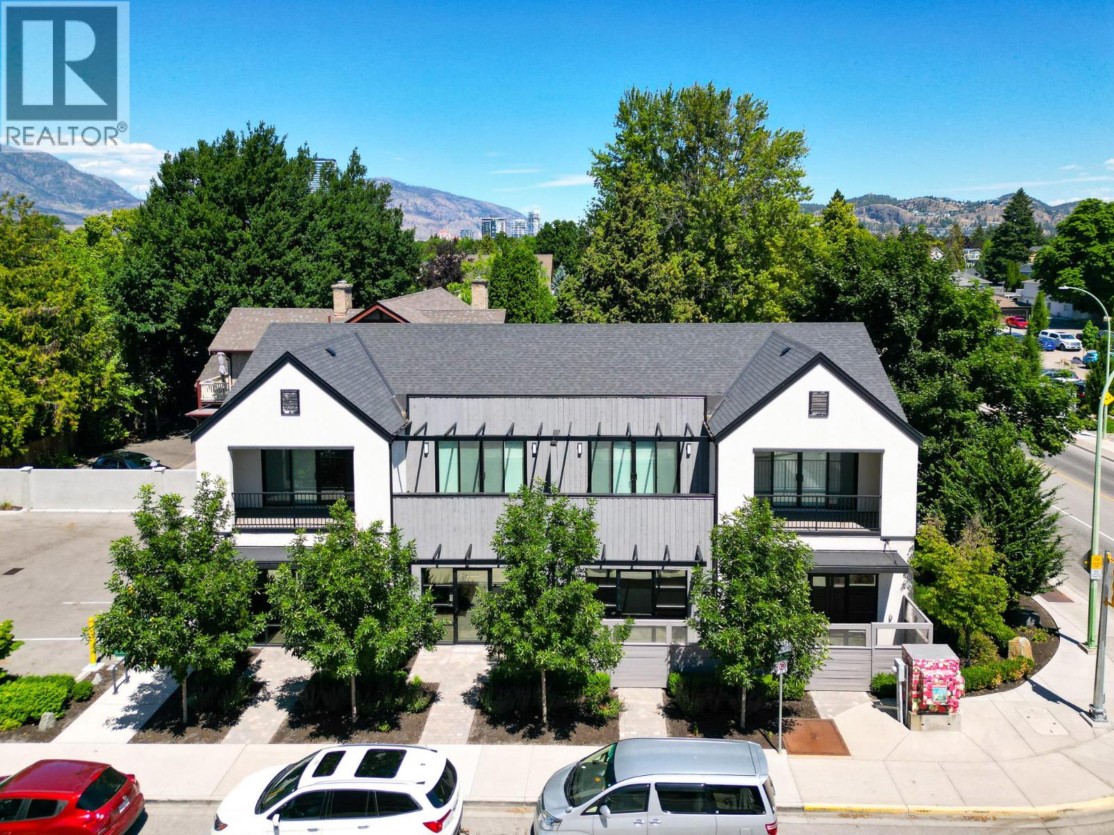 480 Royal Avenue Kelowna Photo 2