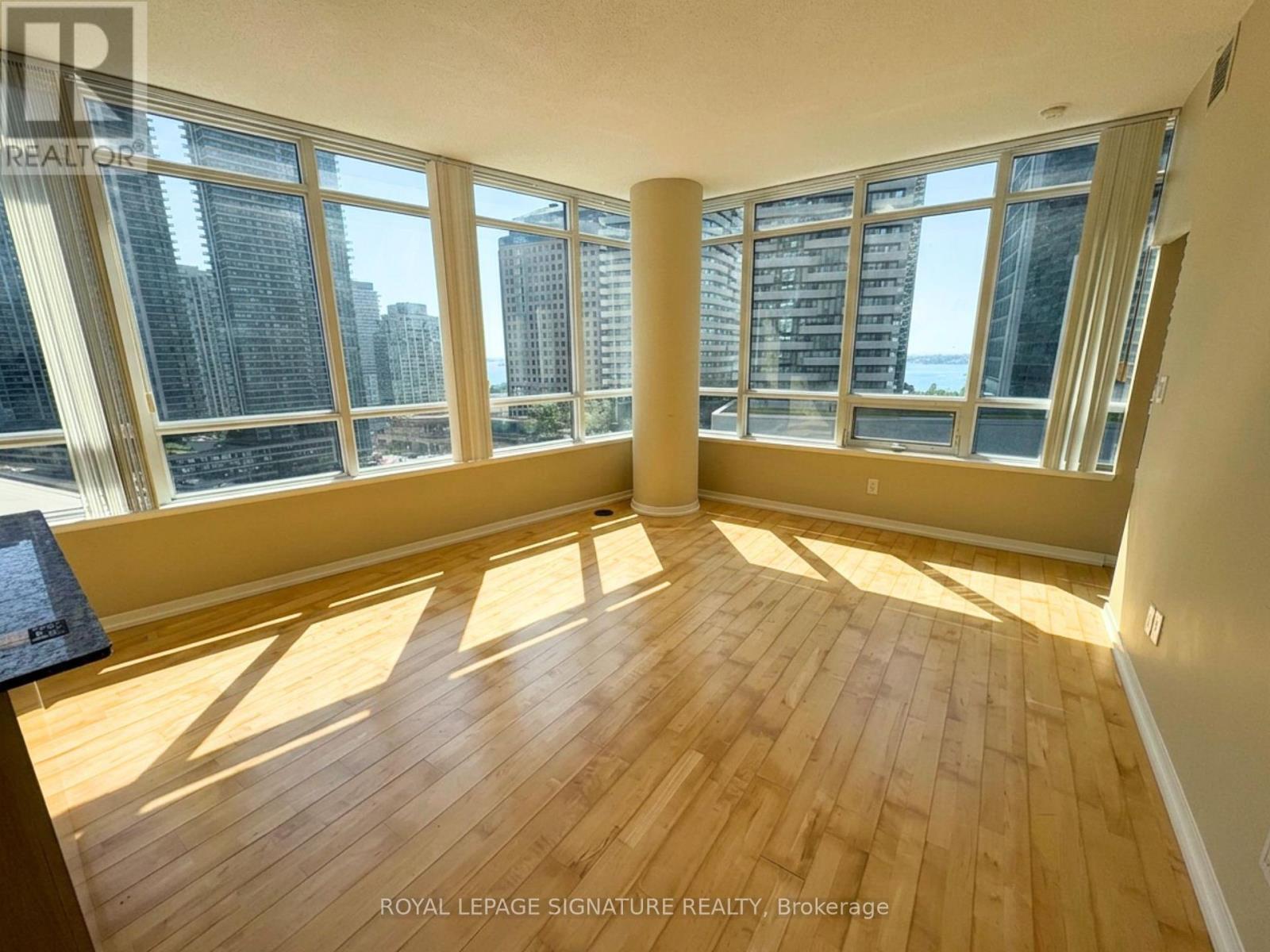 1310 - 65 Bremner Boulevard, Toronto, Ontario  M5J 0A7 - Photo 6 - C13601360