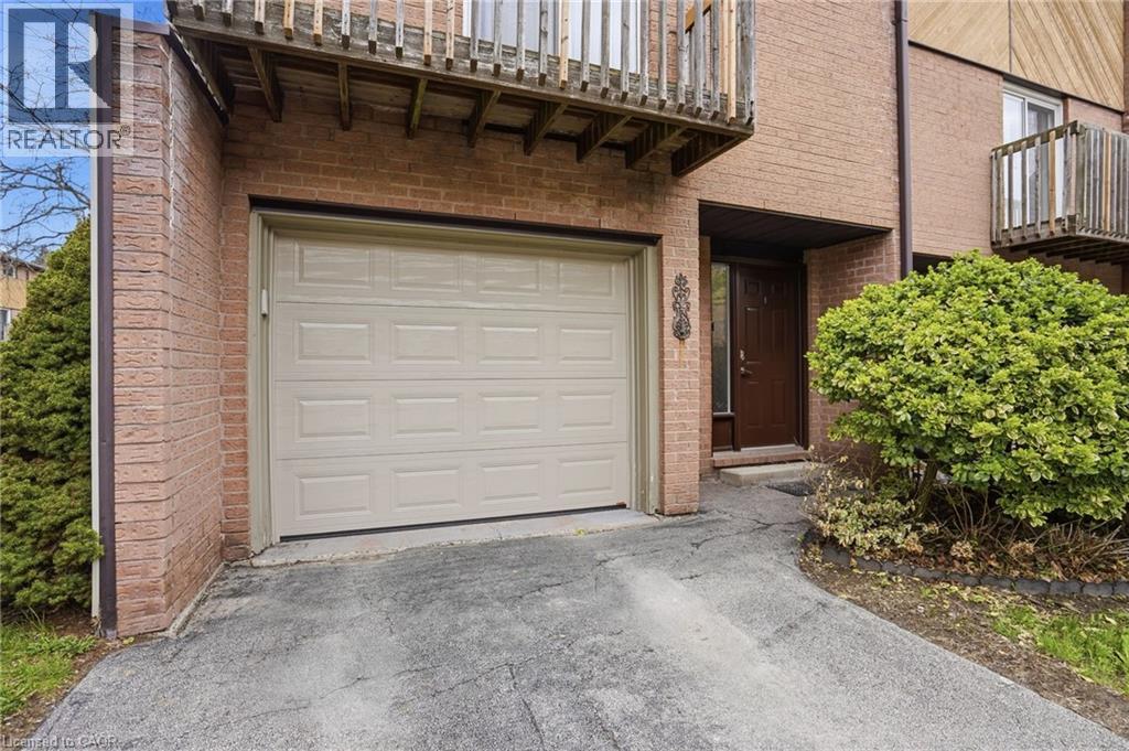 445 Stone Church Road W Unit# 19, Hamilton, Ontario  L9B 2L5 - Photo 4 - 40853518