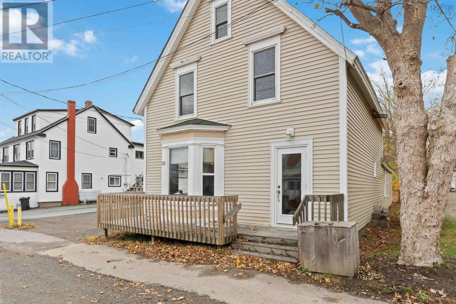 19 Birch Street, Digby, Nova Scotia  B0V 1A0 - Photo 2 - 202528279