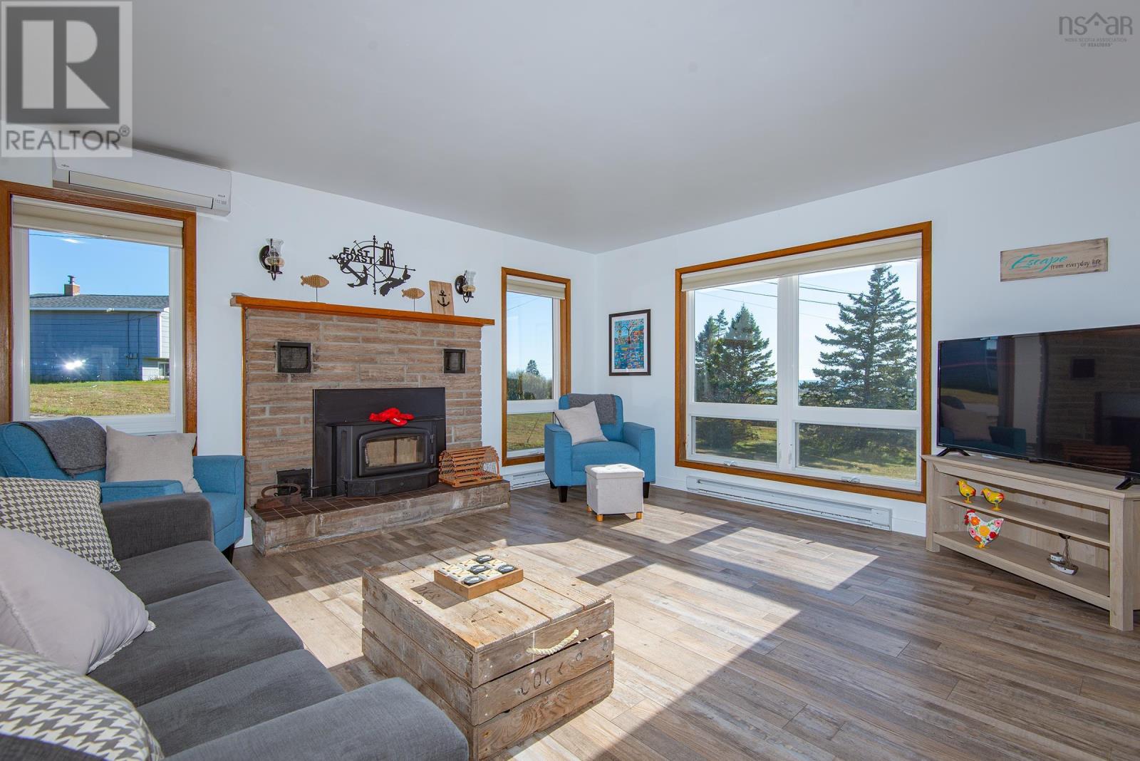 5956 Highway 1, Mavillette, Nova Scotia  B5A 5B3 - Photo 10 - 202608854