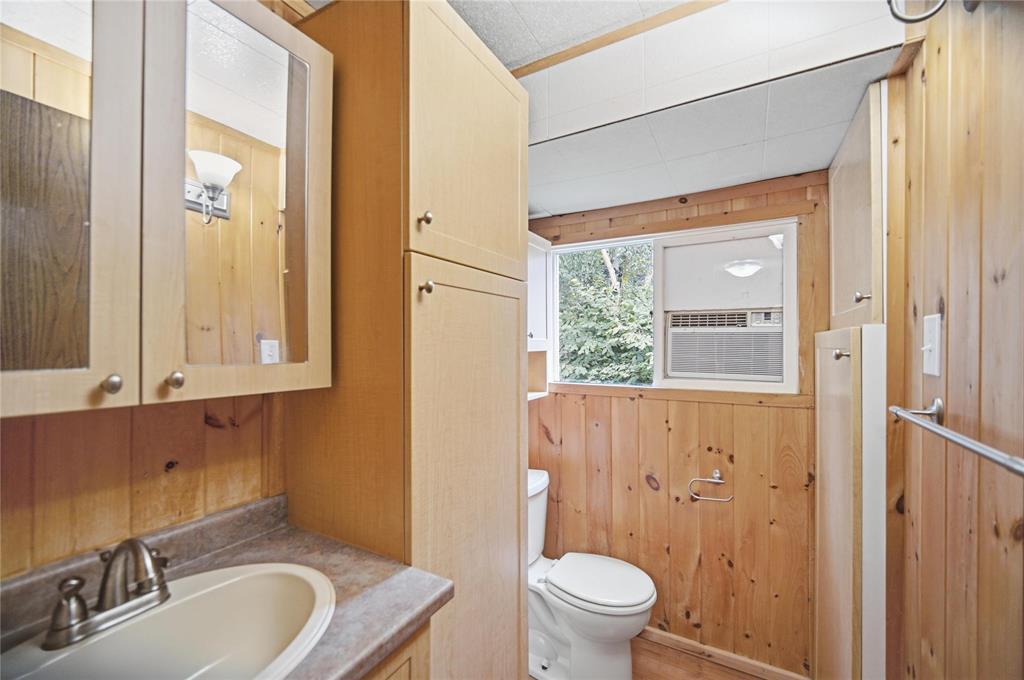 13 Block 3 Road, Whiteshell Provincial Pk, Manitoba  R0E 1N0 - Photo 18 - 202619533