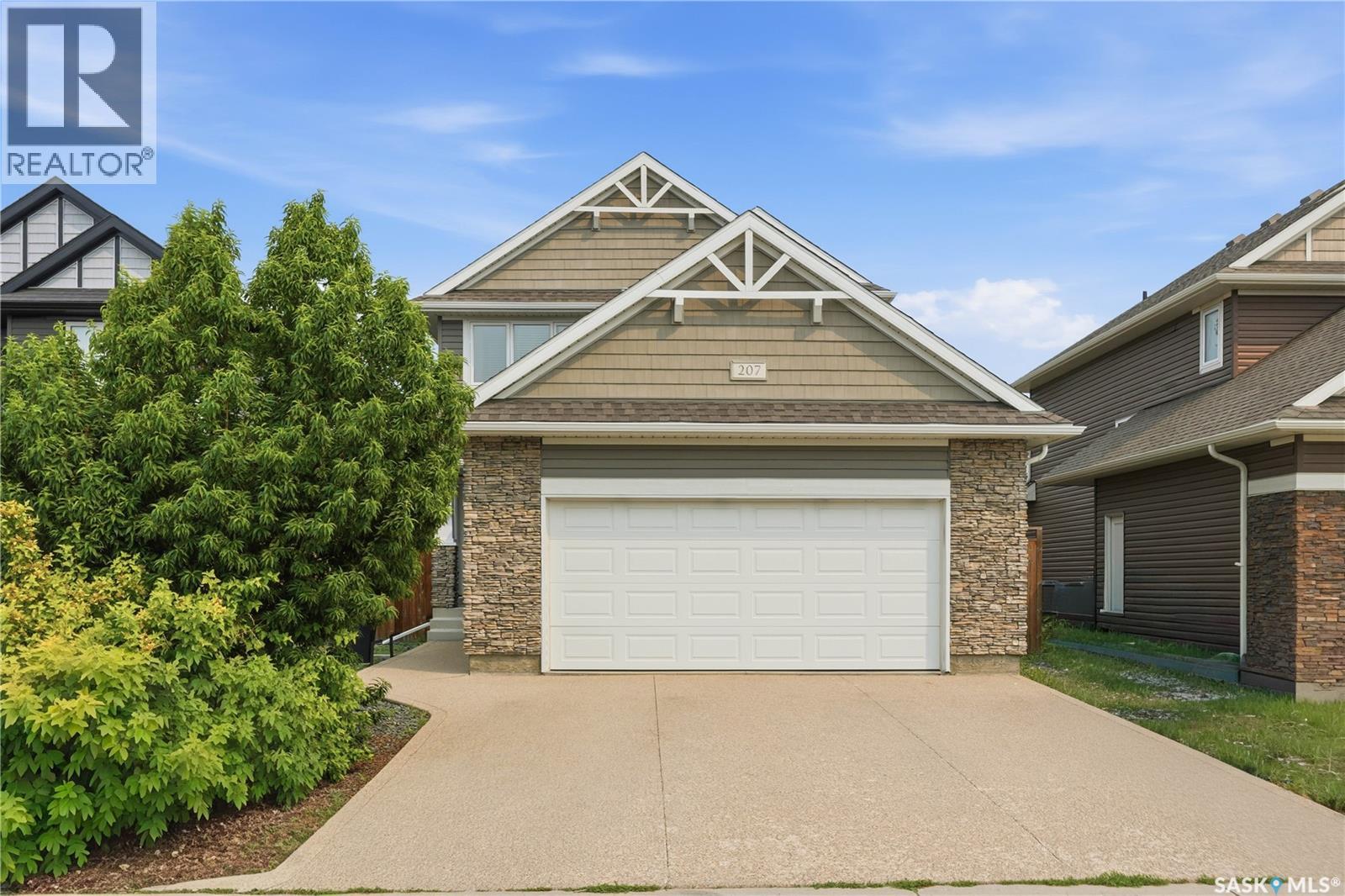 207 Kolynchuk MANOR, Saskatoon, Saskatchewan