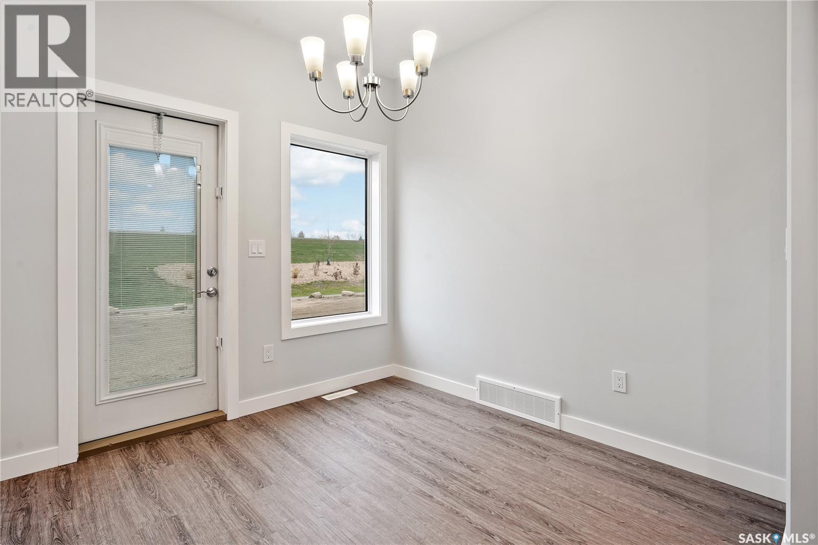 2921 Green Turtle Road, Regina, Saskatchewan  S4V 4G5 - Photo 14 - SK044513