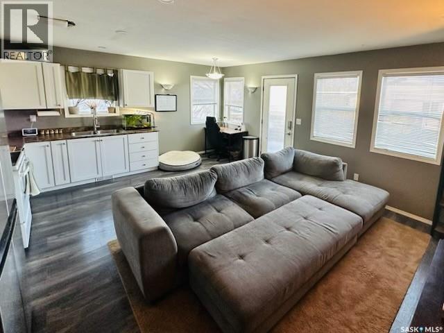1804 Belfast Avenue, Saskatoon, Saskatchewan  S7M 0L8 - Photo 3 - SK044468