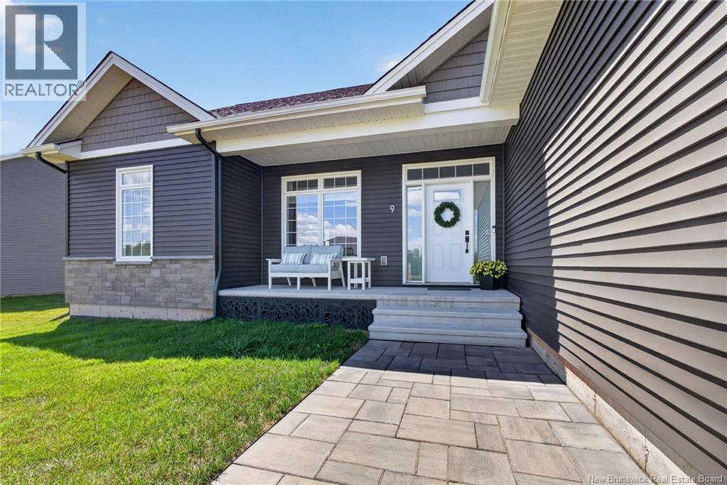 9 Congressional Crescent, Moncton, New Brunswick  E1H 3L2 - Photo 2 - NB145369