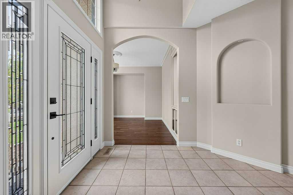 52 Sandstone Ridge Crescent, Okotoks, Alberta  T1S 1P9 - Photo 4 - A2324984