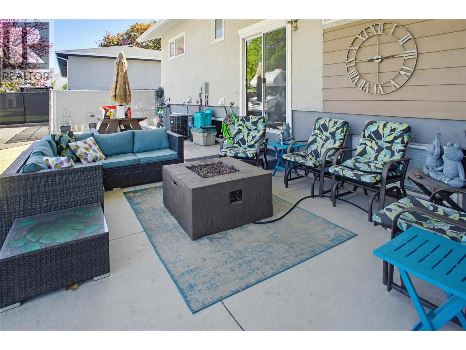 1684 Greenfield Avenue, Kamloops, British Columbia  V2B 4N6 - Photo 12 - 10394750