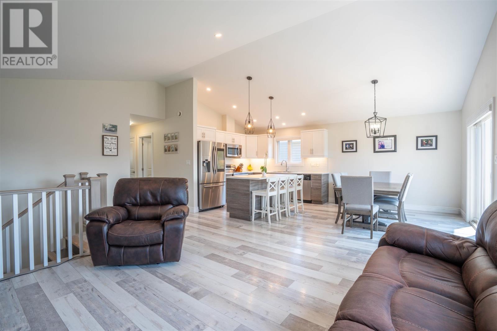 86 Chatfield Dr, Sault Ste. Marie, Ontario P6C 0B1 - Photo 8 - SM262054