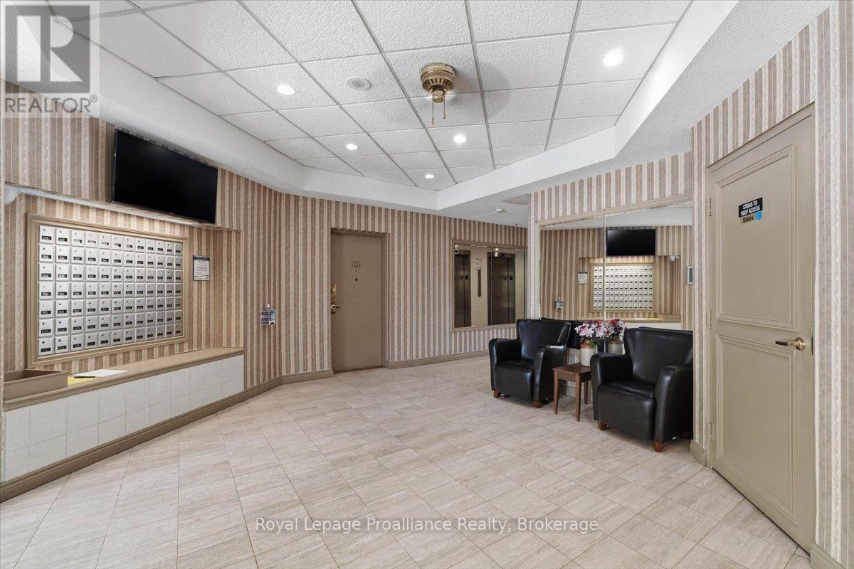 504 - 350 Front Street, Belleville, Ontario  K8N 5M5 - Photo 15 - X13640308