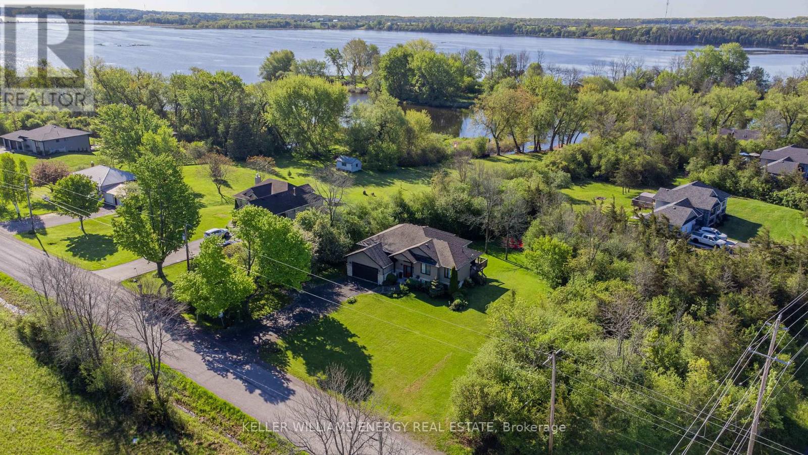 1687 Lakeside Drive, Prince Edward County, Ontario  K0K 1T0 - Photo 2 - X13640342
