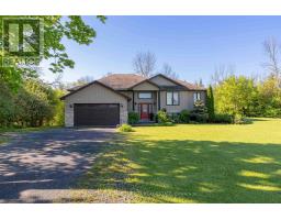 1687 LAKESIDE DRIVE, Prince Edward County, Ontario