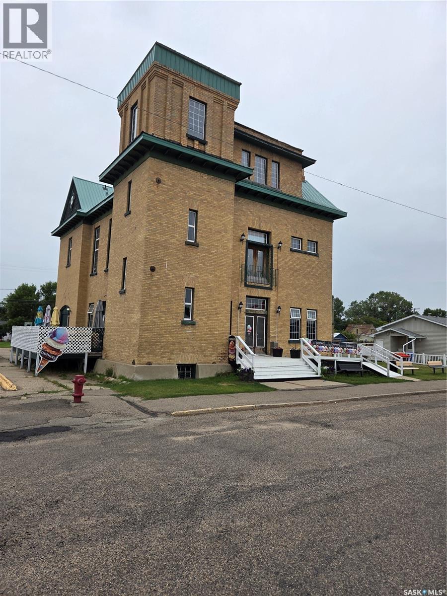 201 Main Street, Arcola, Saskatchewan  S0C 0G0 - Photo 4 - SK027083