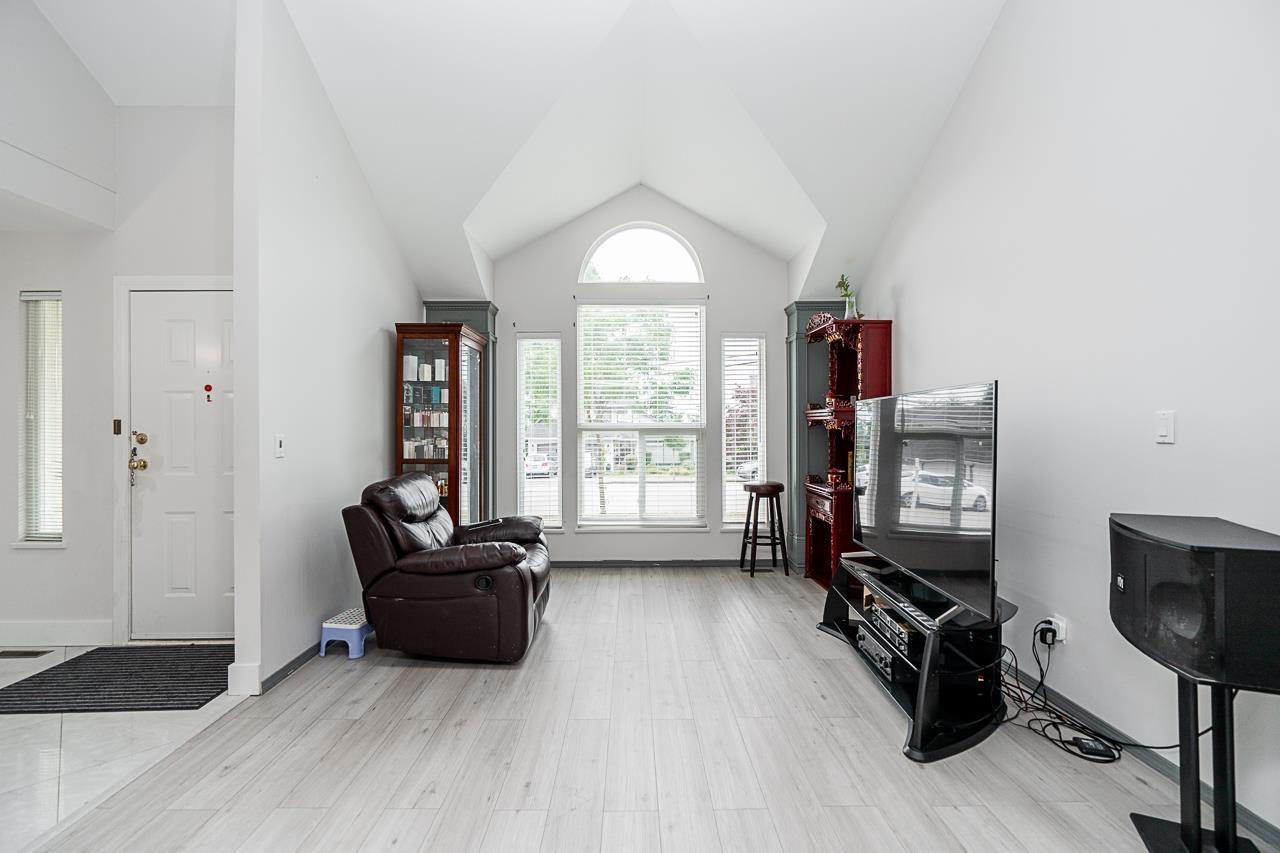 16089 80 Avenue, Surrey, British Columbia  V4N 0X1 - Photo 3 - R3126589