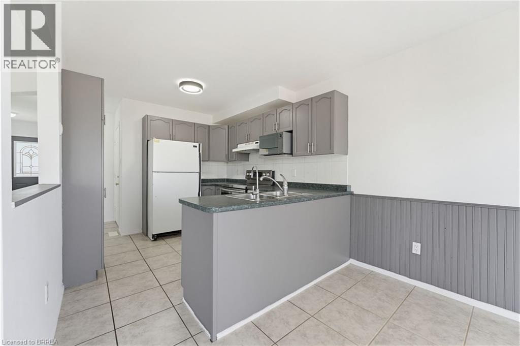 25 Anastasia Crescent, Brantford, Ontario  N3P 2A9 - Photo 11 - 40826513
