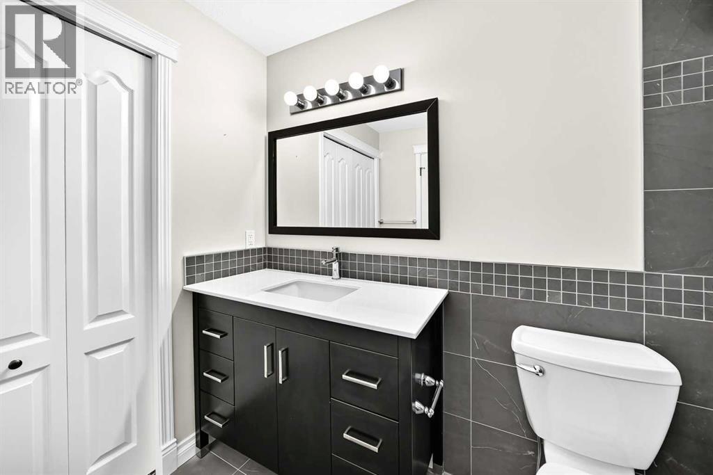 63 Royal Birch Point NW, Calgary, Alberta  T3G 5P9 - Photo 34 - A2333463