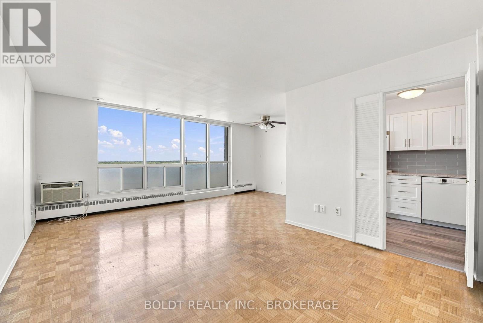 1206 - 15 Towering Heights Boulevard, St. Catharines, Ontario L2T 3G7 - Photo 4 - X13640304