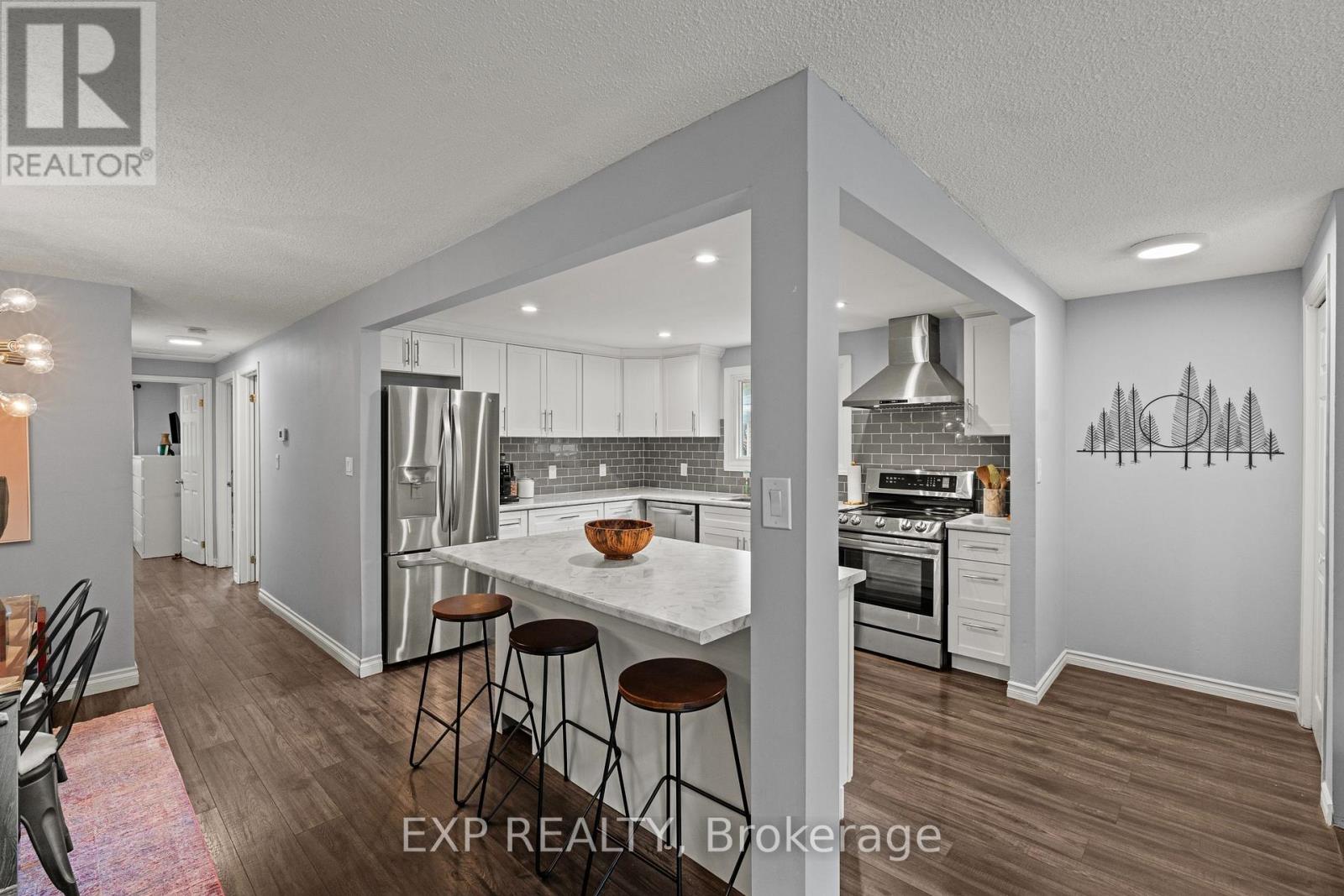 5028 Gage Court, Niagara Falls, Ontario  L2E 7B5 - Photo 10 - X13640422